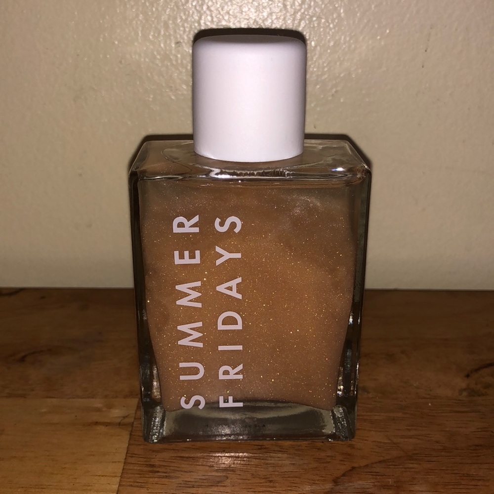 Summer Fridays pool time glowing body oil